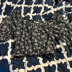 Lush cropped peasant blouse